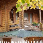 Albergue Paradise Dajti