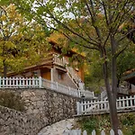 Paradise Albergue