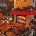 Paradise Albergue Dajti