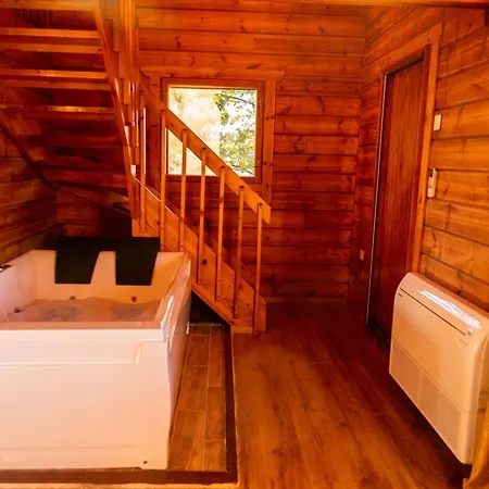 Albergue Paradise Dajti
