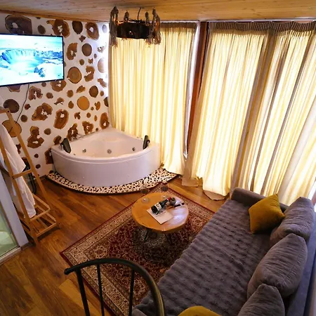 Hotel Dajti Paradise